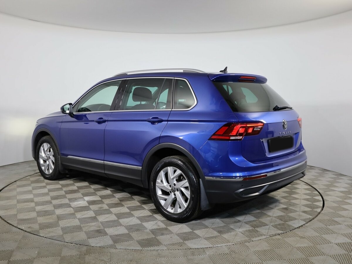 Купить Volkswagen Tiguan с пробегом. Фото: #6