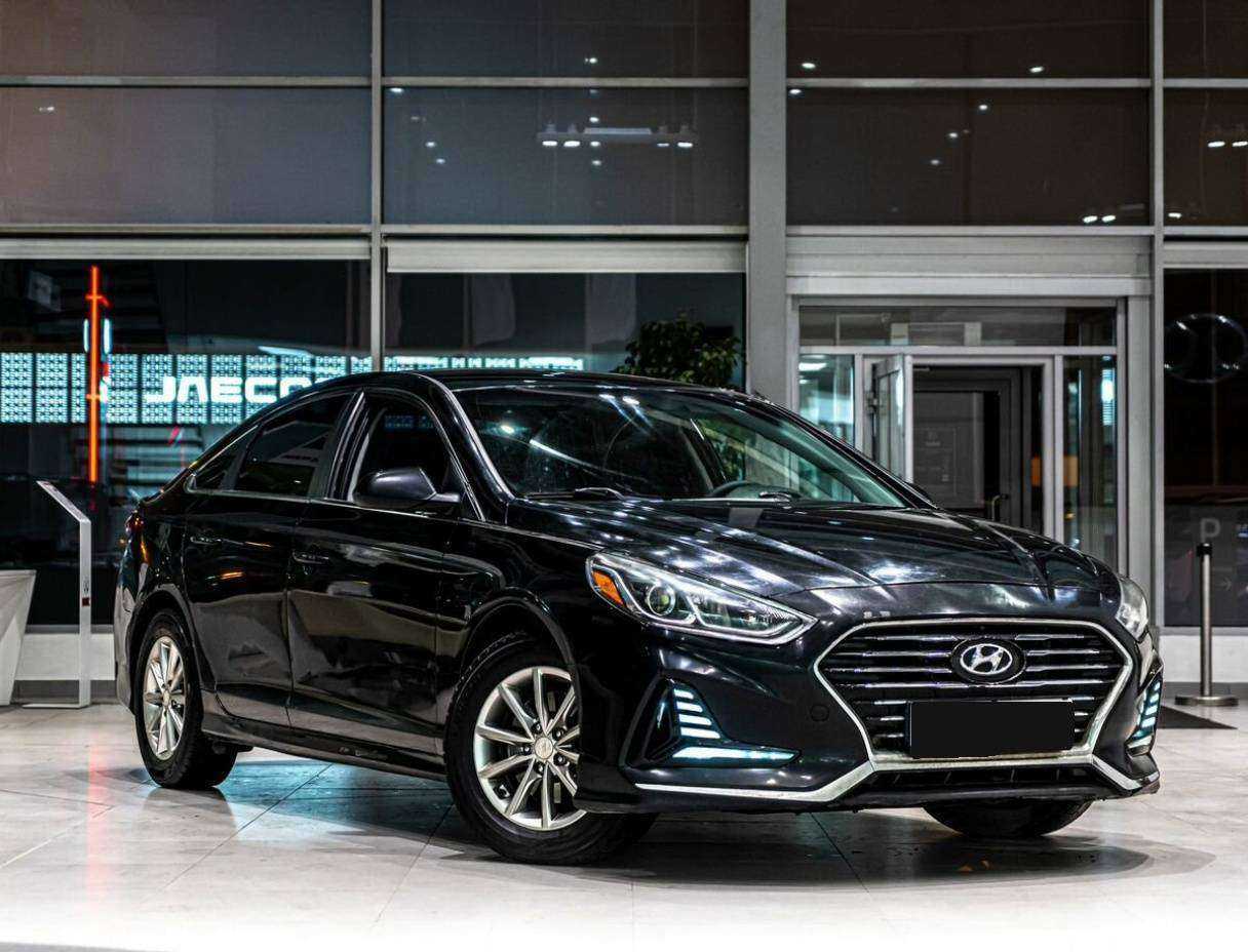 Купить Hyundai Sonata с пробегом. Фото: #1