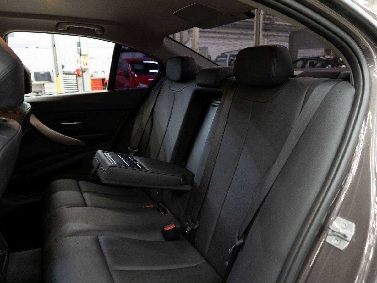 Купить BMW 3 серии с пробегом. Фото: #6