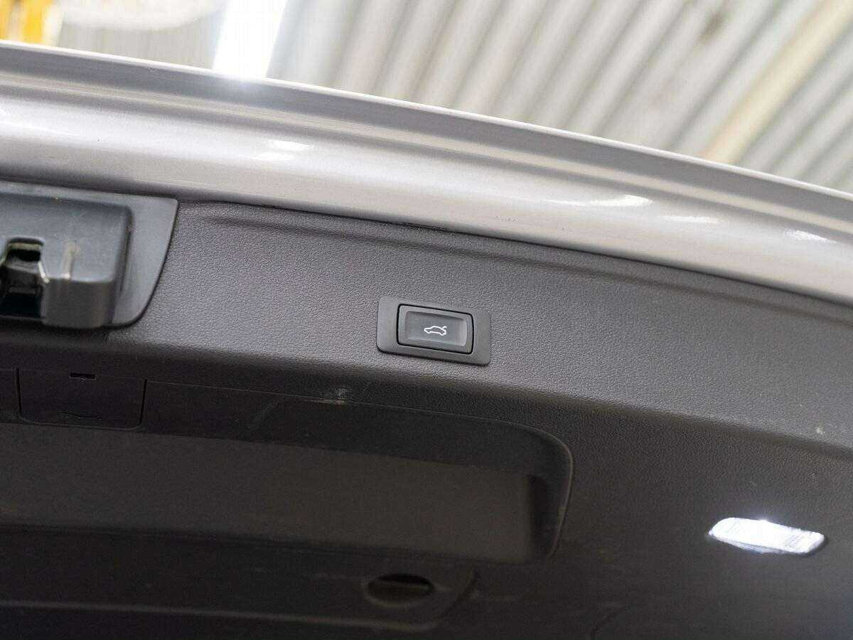 Купить Audi A4 с пробегом. Фото: #7