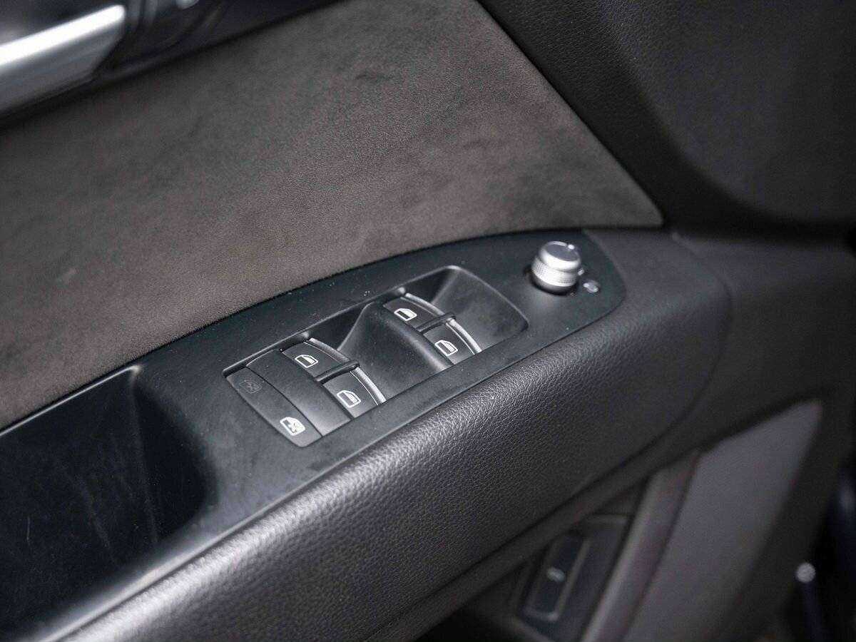 Купить Audi Q7 с пробегом. Фото: #18