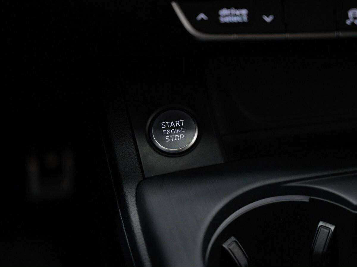 Купить Audi A4 с пробегом. Фото: #24