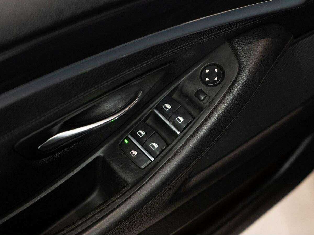 Купить BMW 5 серии с пробегом. Фото: #15
