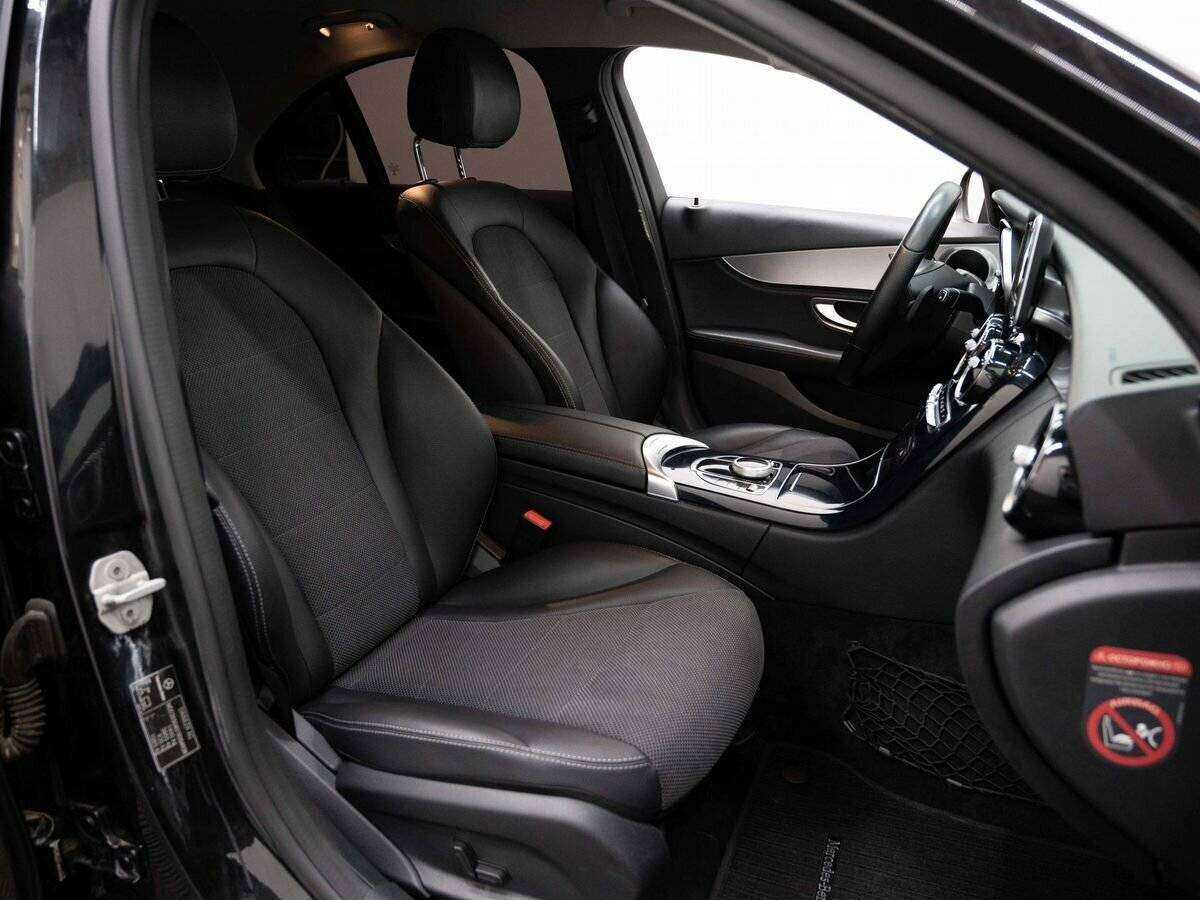 Купить Mercedes-Benz C-Класс с пробегом. Фото: #11