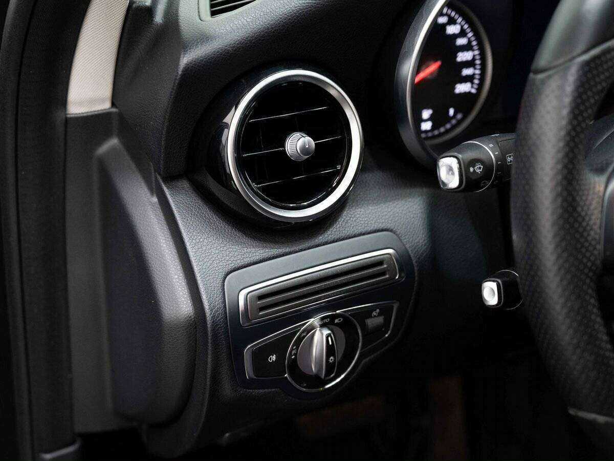 Купить Mercedes-Benz C-Класс с пробегом. Фото: #18