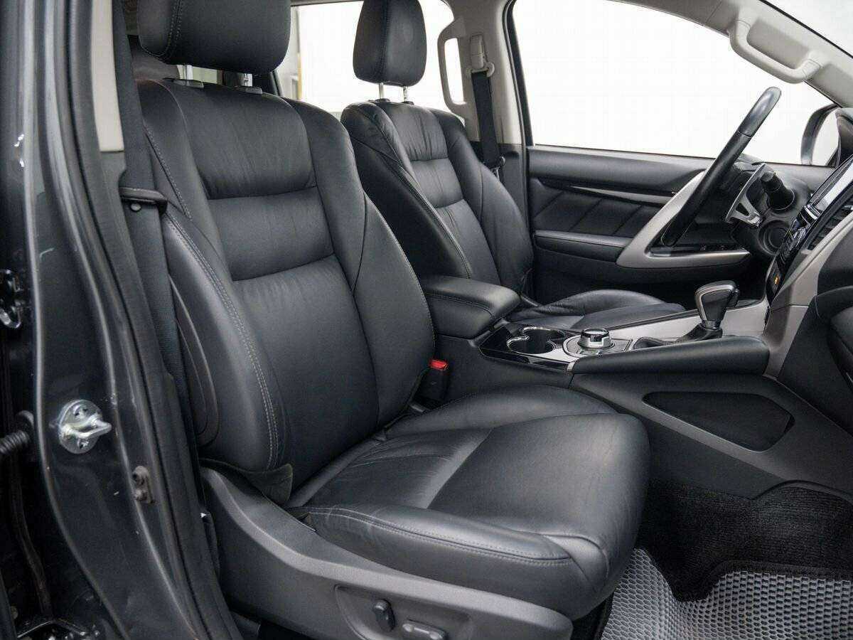 Купить Mitsubishi Pajero Sport с пробегом. Фото: #10