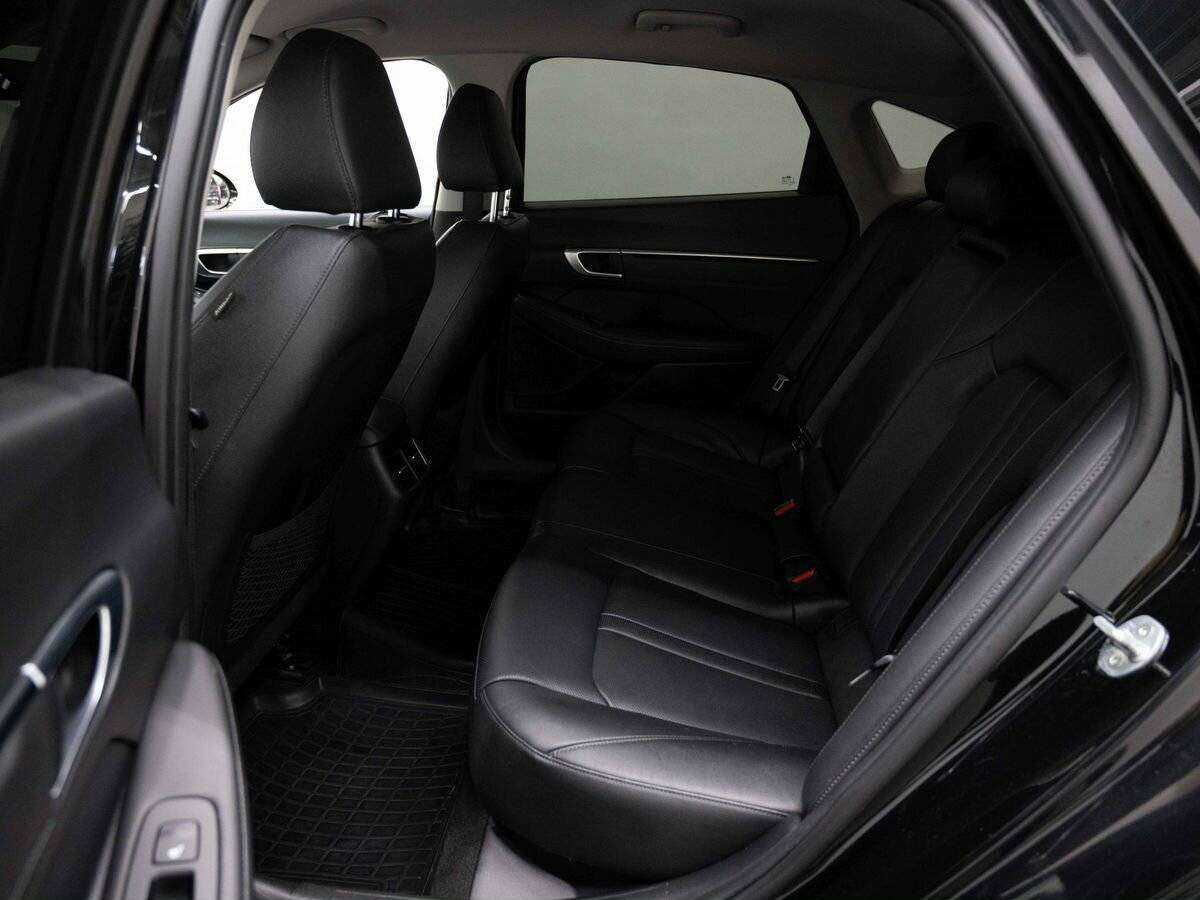 Купить Hyundai Sonata с пробегом. Фото: #9