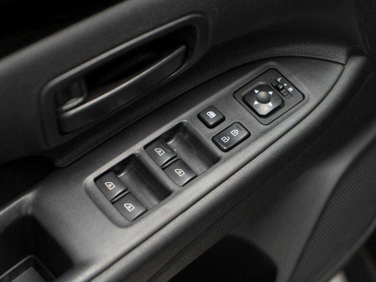 Купить Mitsubishi Outlander с пробегом. Фото: #13