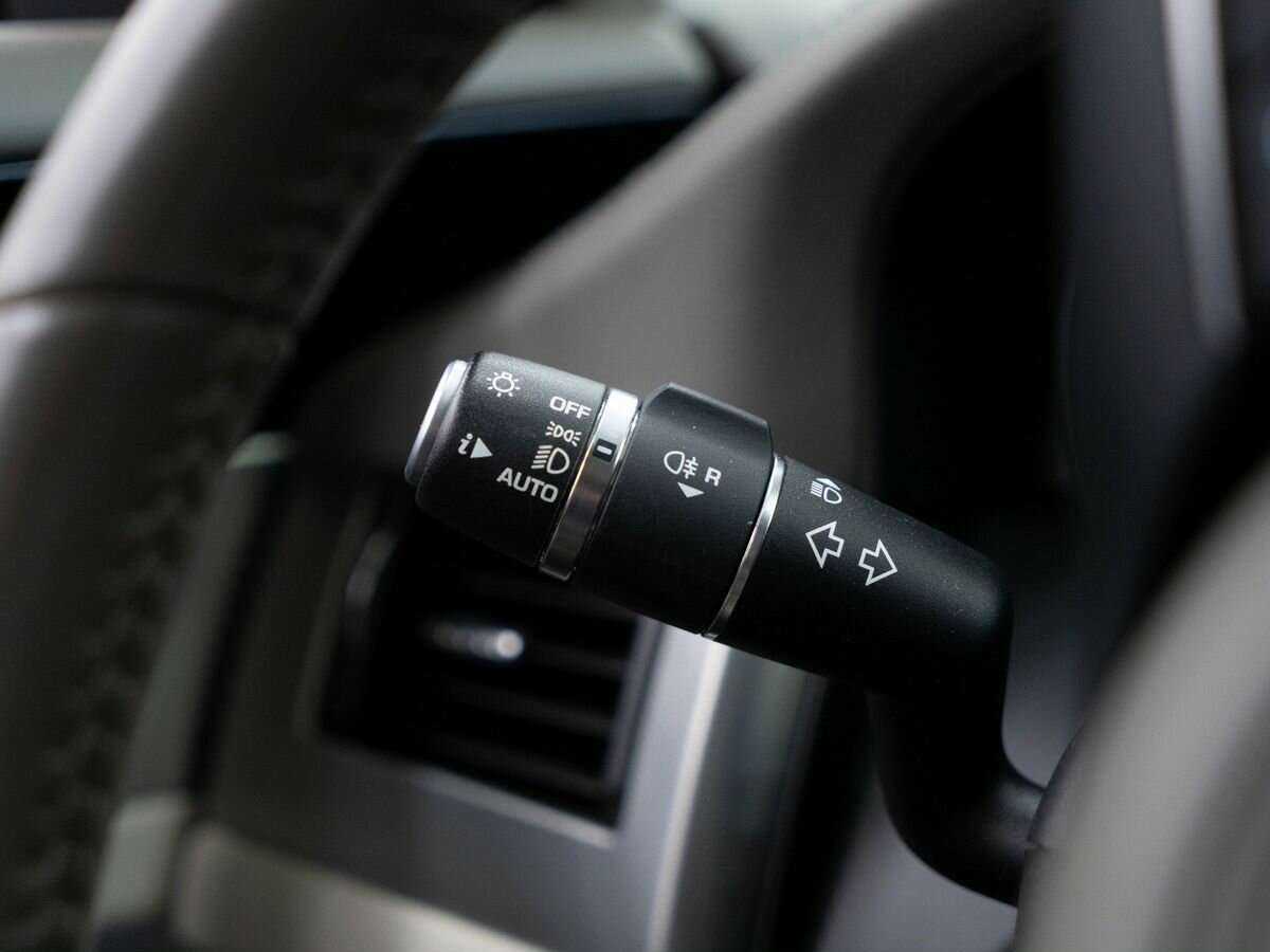 Купить Jaguar XF с пробегом. Фото: #16