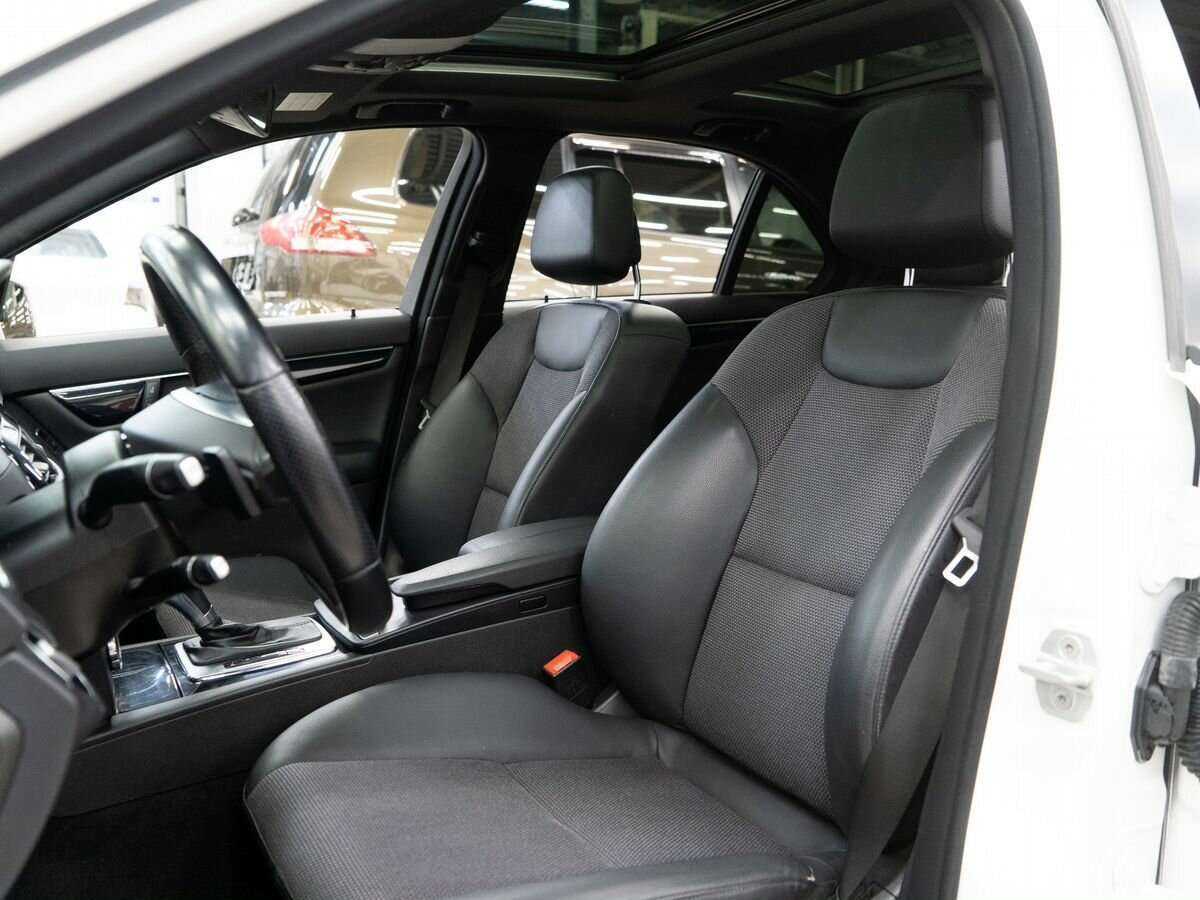 Купить Mercedes-Benz C-Класс с пробегом. Фото: #5