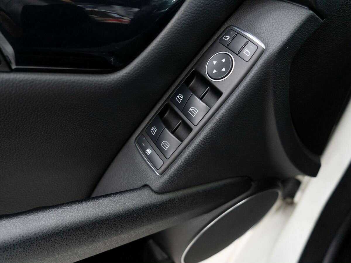 Купить Mercedes-Benz C-Класс с пробегом. Фото: #13