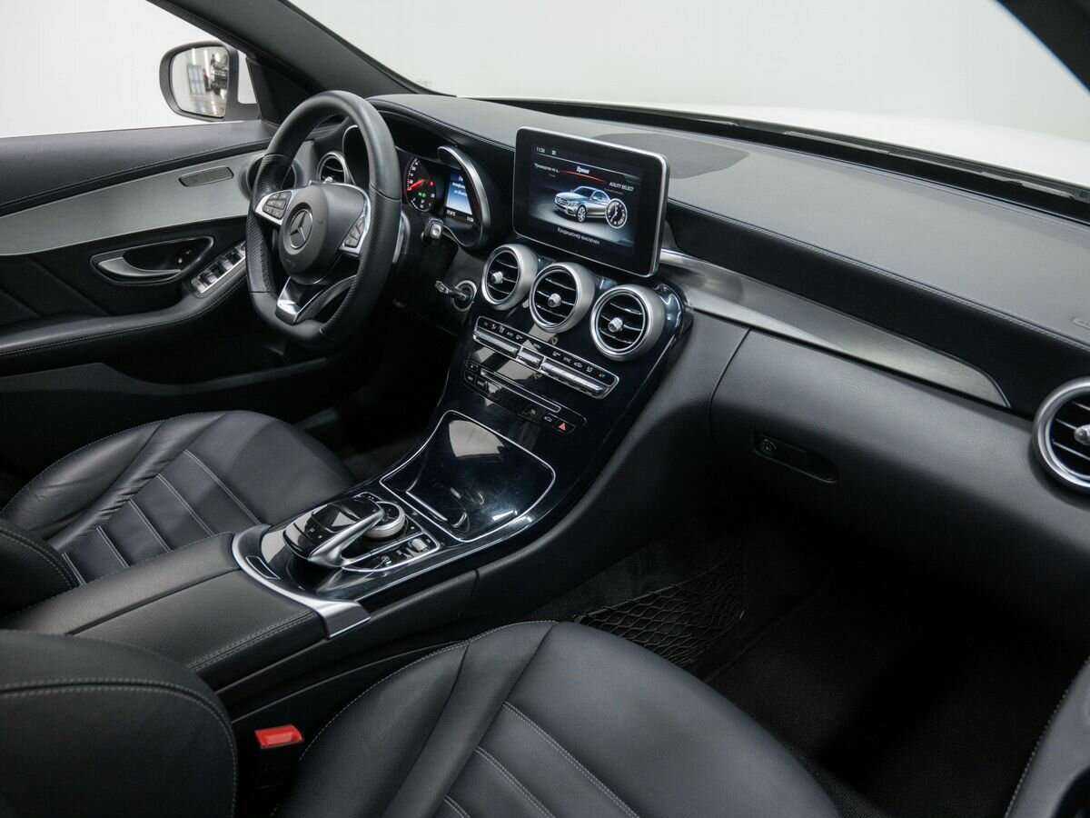 Купить Mercedes-Benz C-Класс с пробегом. Фото: #5