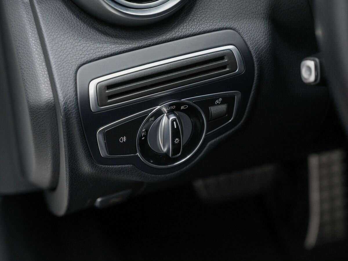 Купить Mercedes-Benz C-Класс с пробегом. Фото: #15