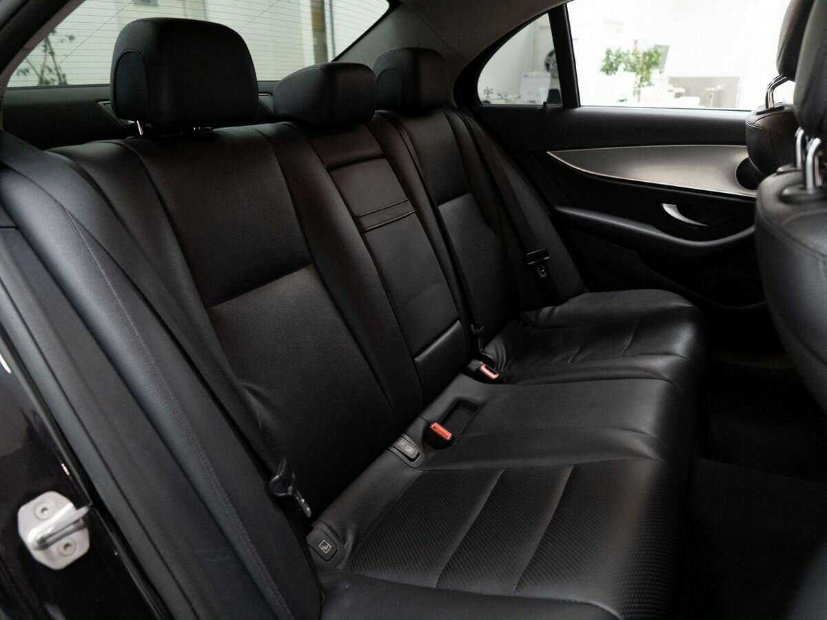 Купить Mercedes-Benz E-Класс с пробегом. Фото: #8