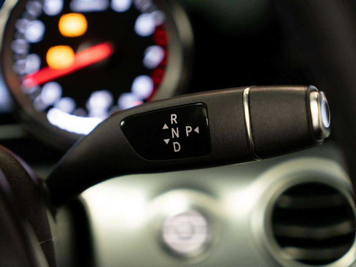 Купить Mercedes-Benz E-Класс с пробегом. Фото: #19