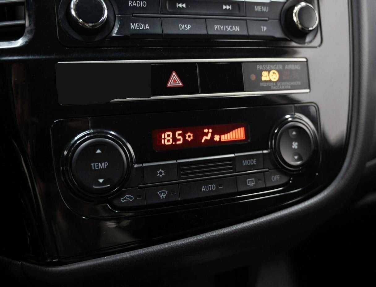 Купить Mitsubishi Outlander с пробегом. Фото: #16