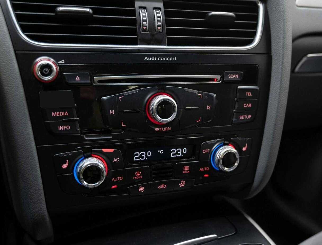 Купить Audi A4 с пробегом. Фото: #13