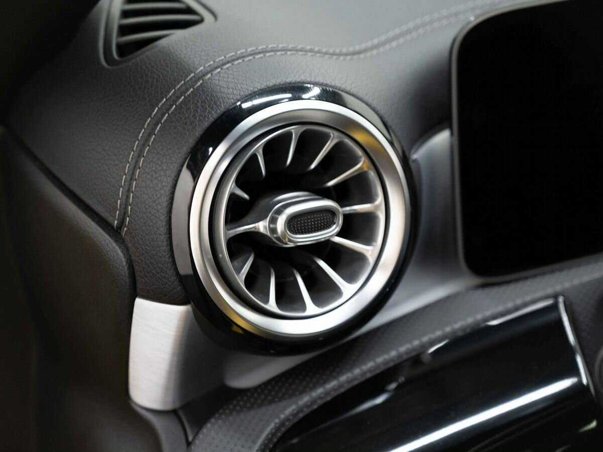 Купить Mercedes-Benz CLA с пробегом. Фото: #19