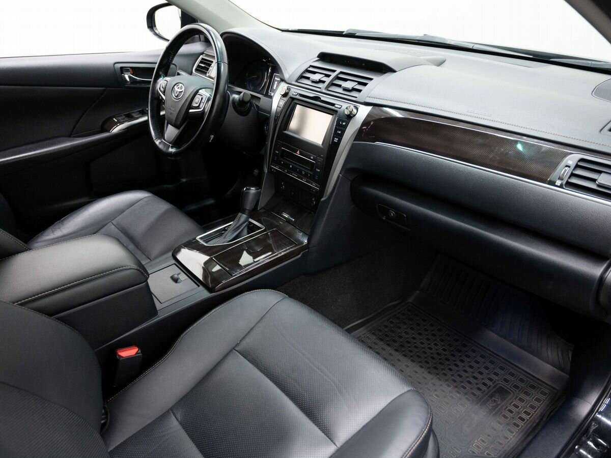 Купить Toyota Camry с пробегом. Фото: #13