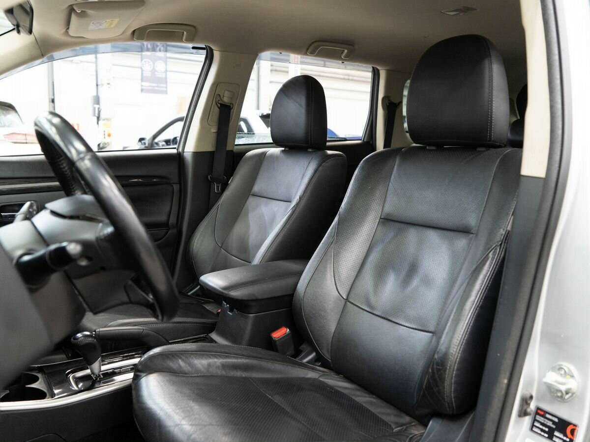 Продажа Б/У Митсубиши Оутлэндер. Фото: #5