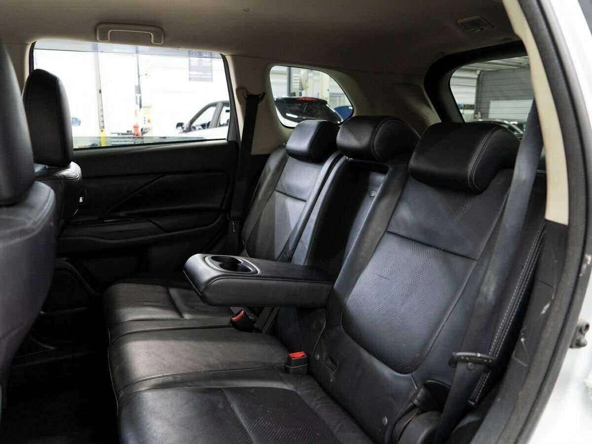 Продажа Б/У Митсубиши Оутлэндер. Фото: #6