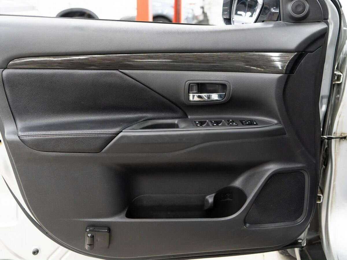 Продажа Б/У Митсубиши Оутлэндер. Фото: #14