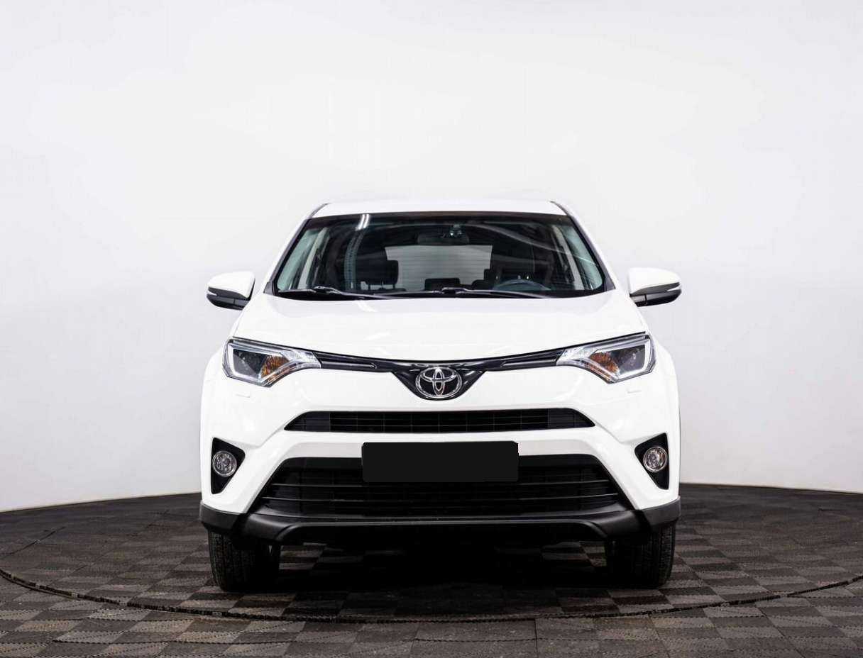 Купить Toyota RAV4 с пробегом. Фото: #1