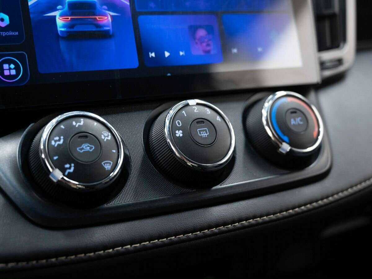 Купить Toyota RAV4 с пробегом. Фото: #25