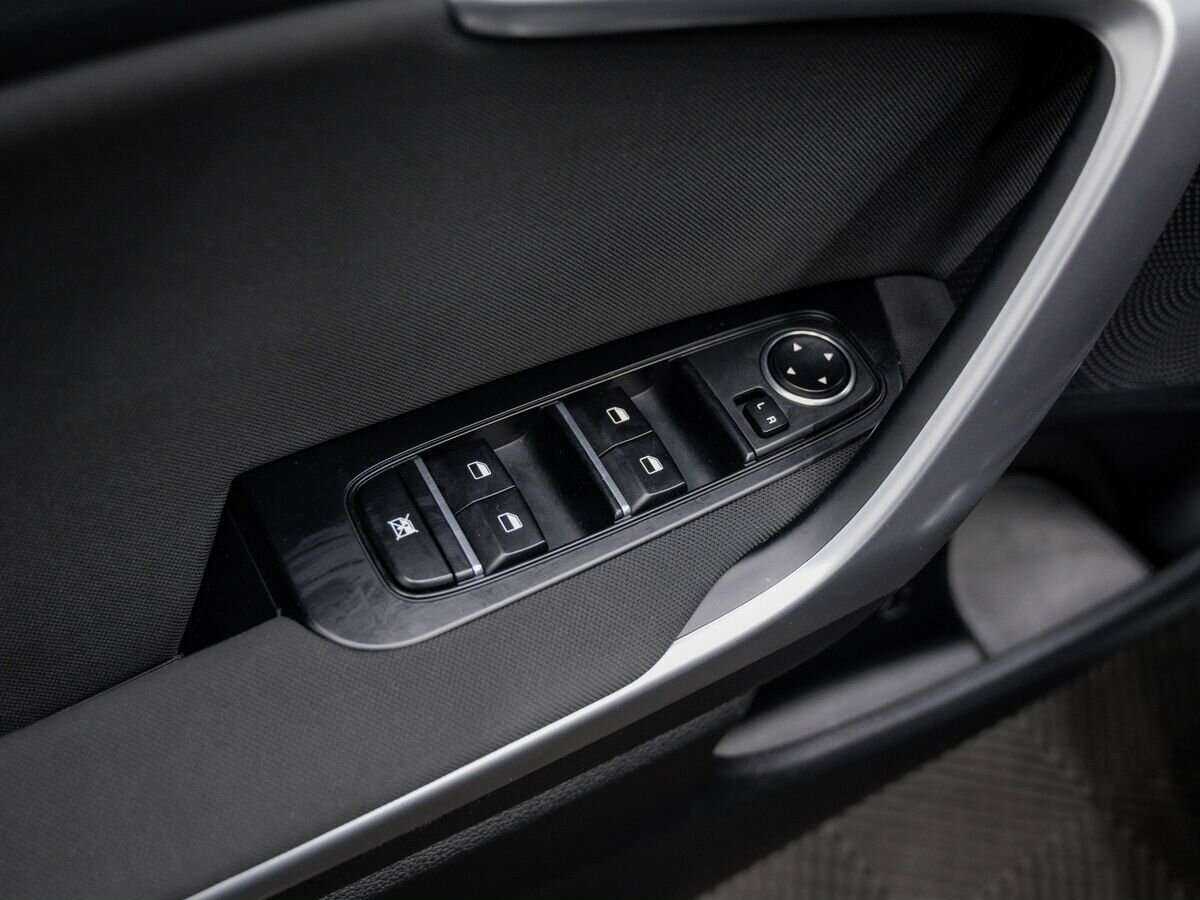 Купить Kia Ceed с пробегом. Фото: #15