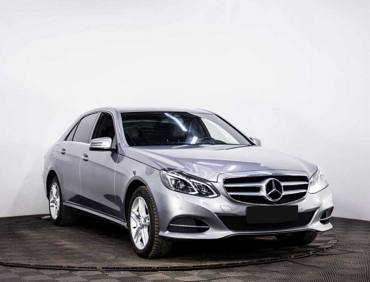 Купить Mercedes-Benz E-Класс с пробегом. Фото: #2