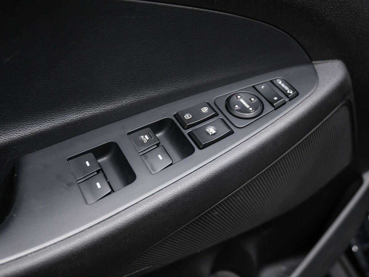 Купить Hyundai Tucson с пробегом. Фото: #14