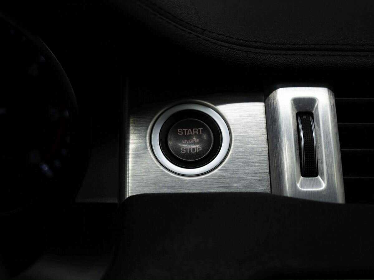 Купить Land Rover Range Rover Evoque с пробегом. Фото: #19