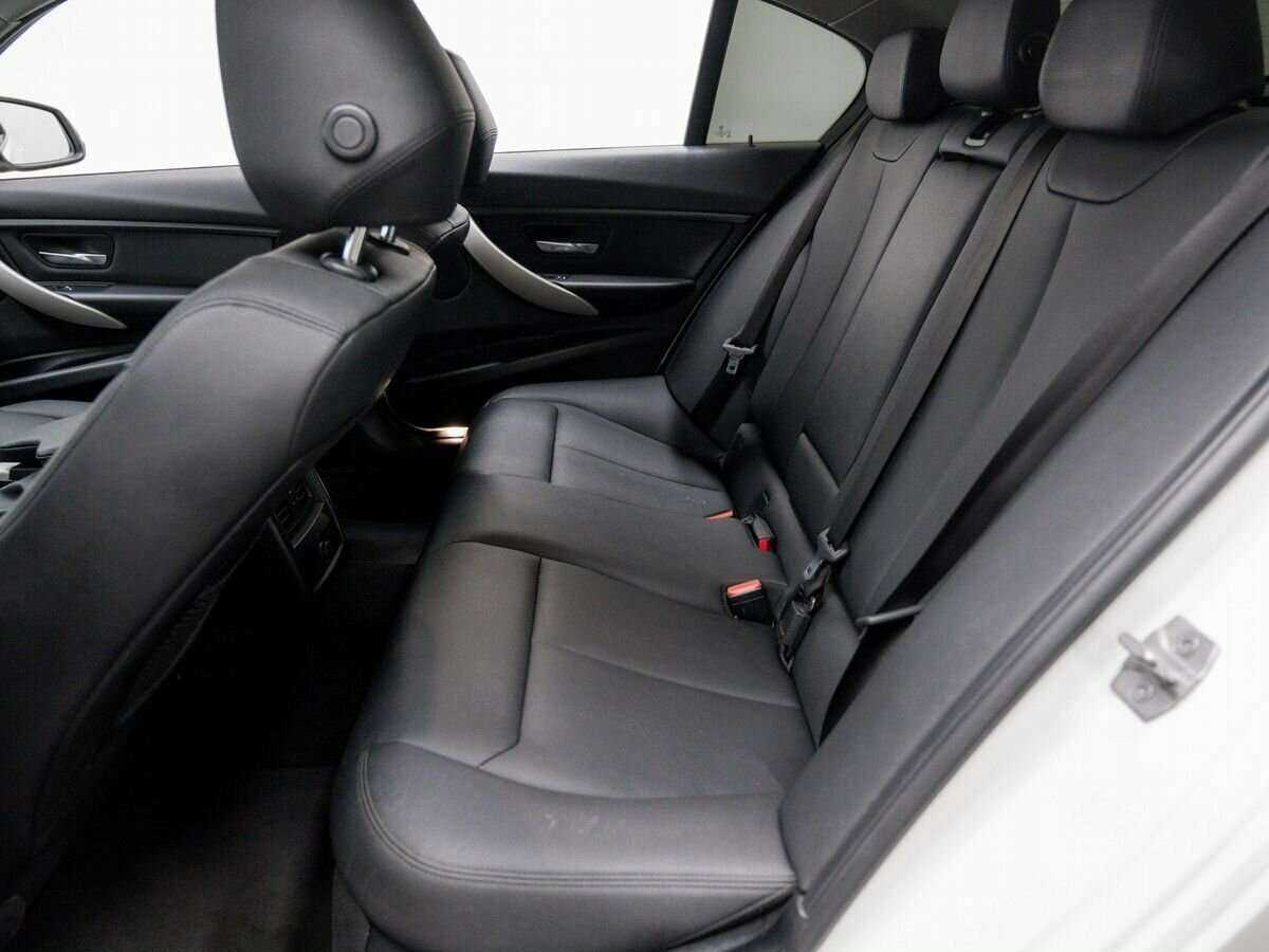 Купить BMW 3 серии с пробегом. Фото: #11