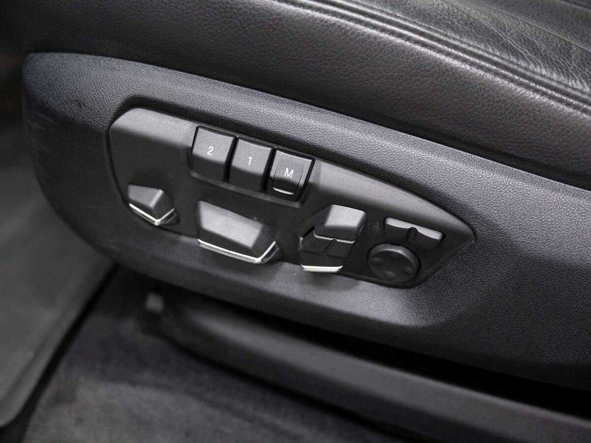 Купить BMW X5 с пробегом. Фото: #28