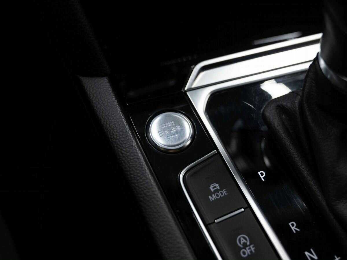 Купить Volkswagen Passat с пробегом. Фото: #20