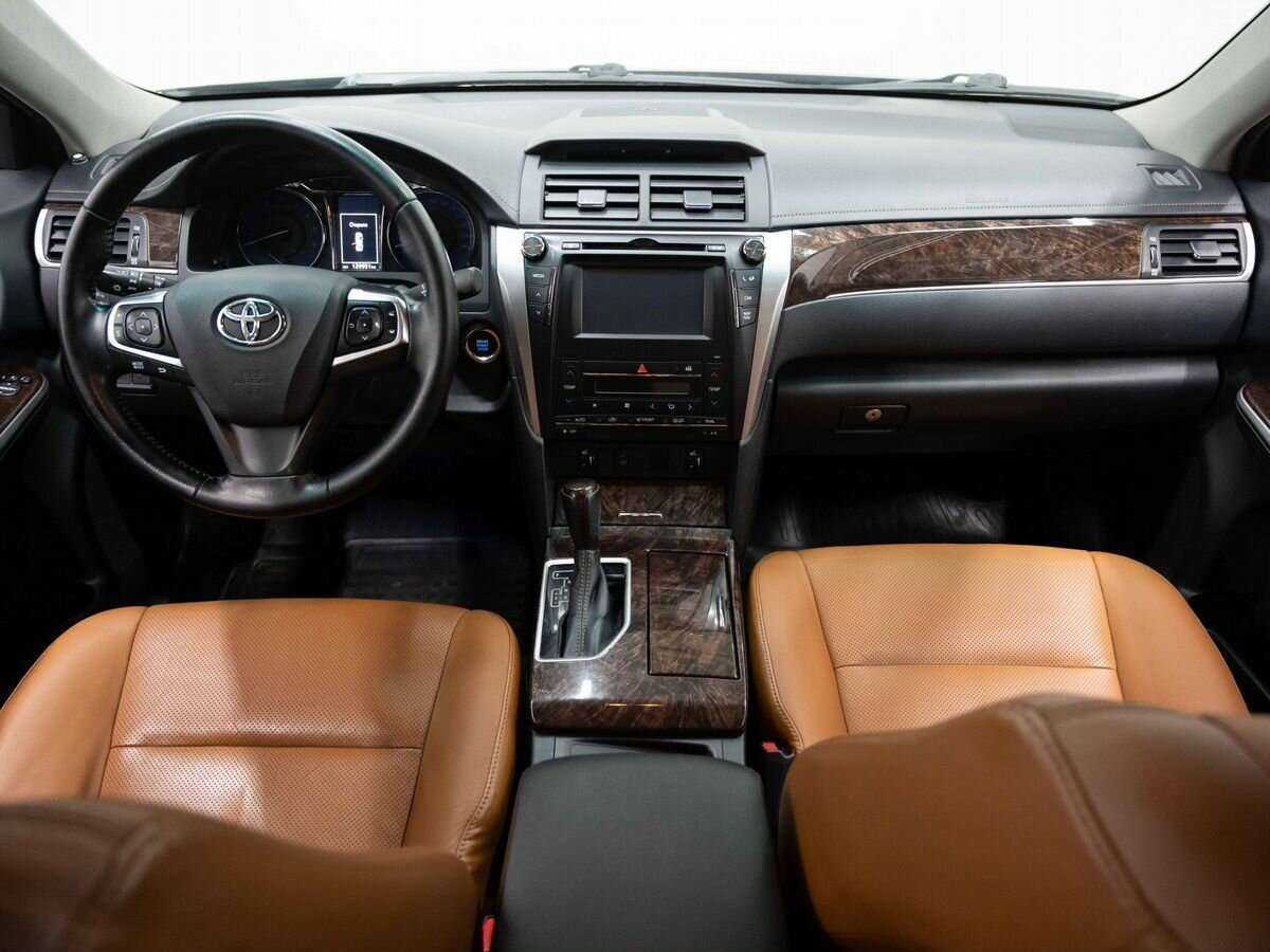 Купить Toyota Camry с пробегом. Фото: #12