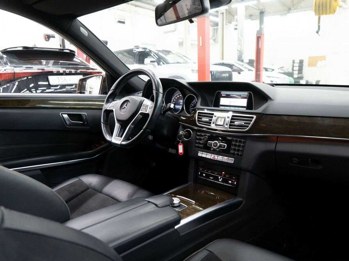 Купить Mercedes-Benz E-Класс с пробегом. Фото: #16