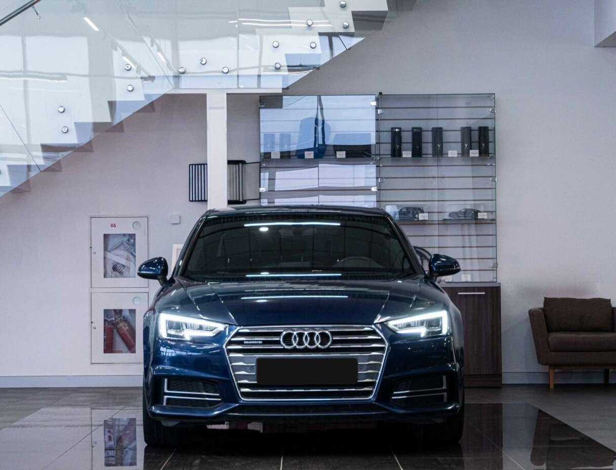 Купить Audi A4 с пробегом. Фото: #2