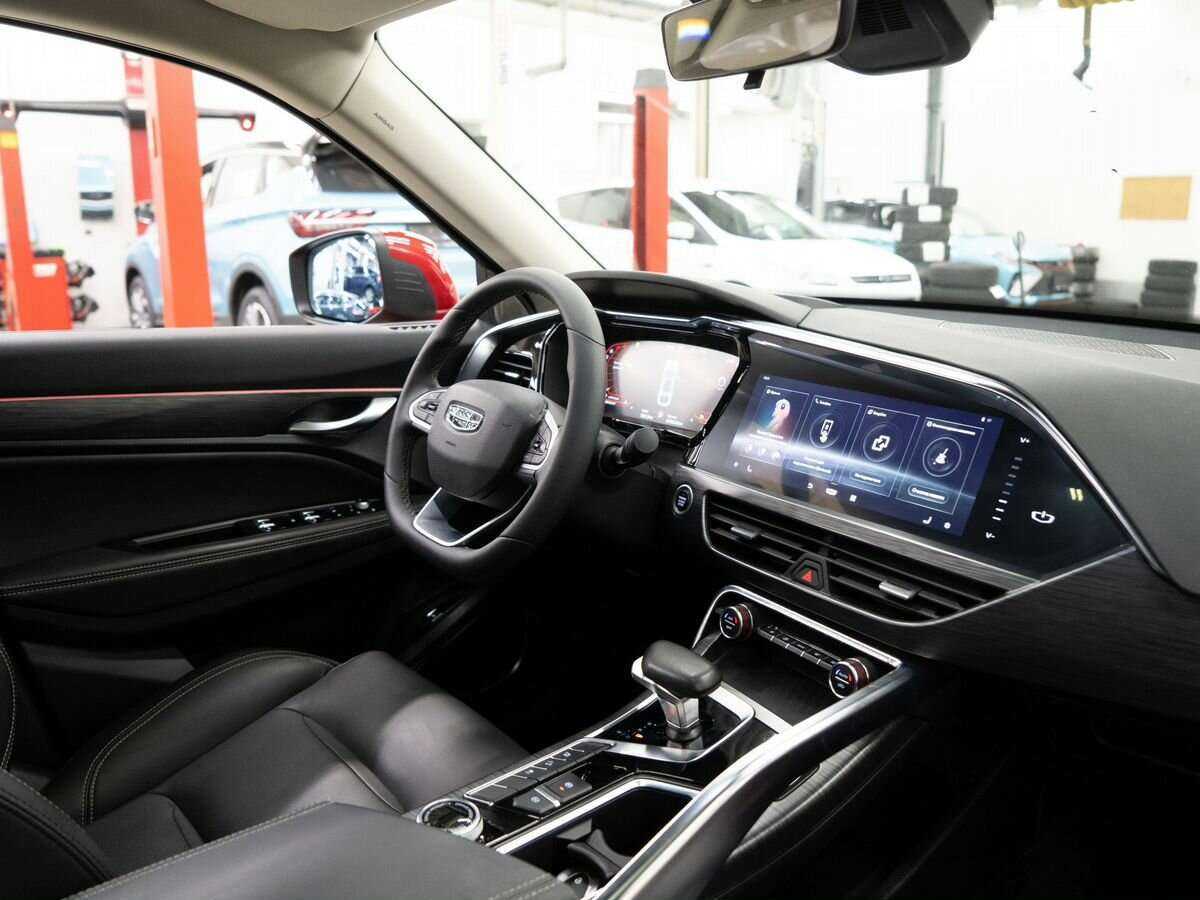 Купить Geely Tugella с пробегом. Фото: #19