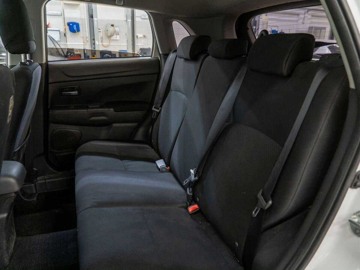 Продажа Б/У Митсубиши АС-Икс. Фото: #6