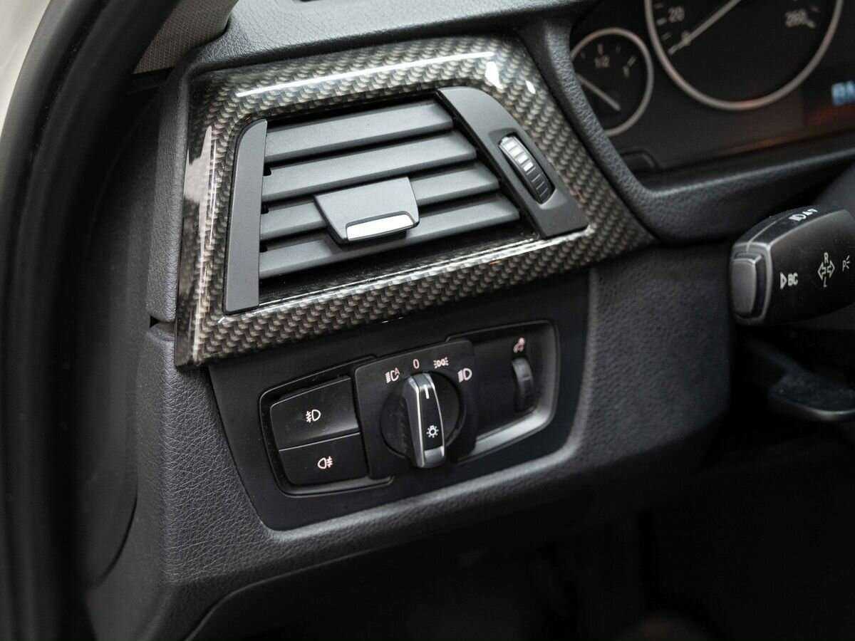 Купить BMW 3 серии с пробегом. Фото: #17