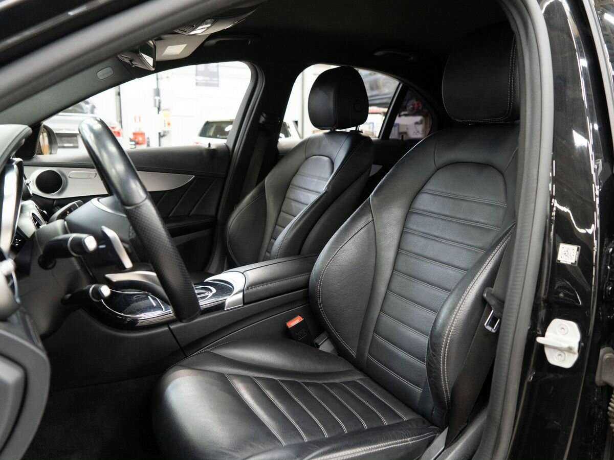 Купить Mercedes-Benz C-Класс с пробегом. Фото: #5