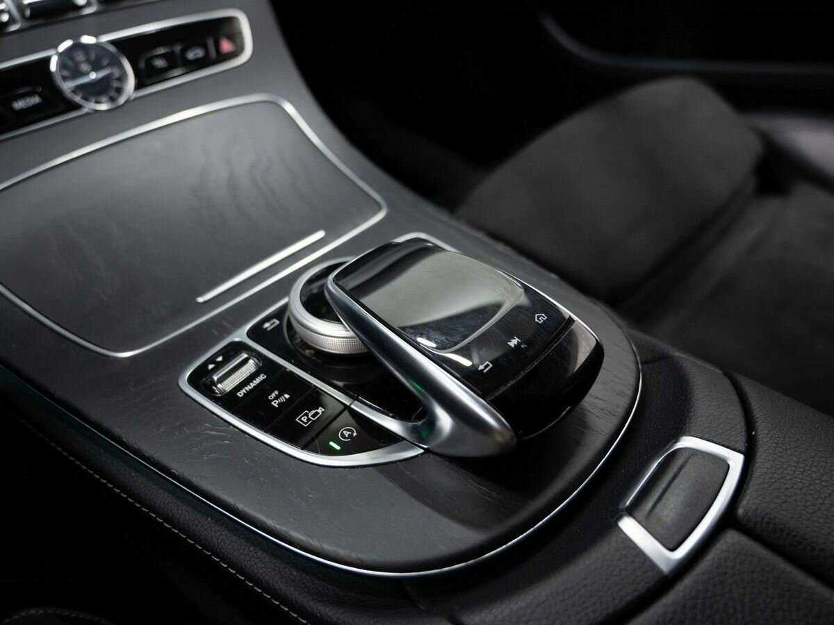 Купить Mercedes-Benz E-Класс с пробегом. Фото: #21