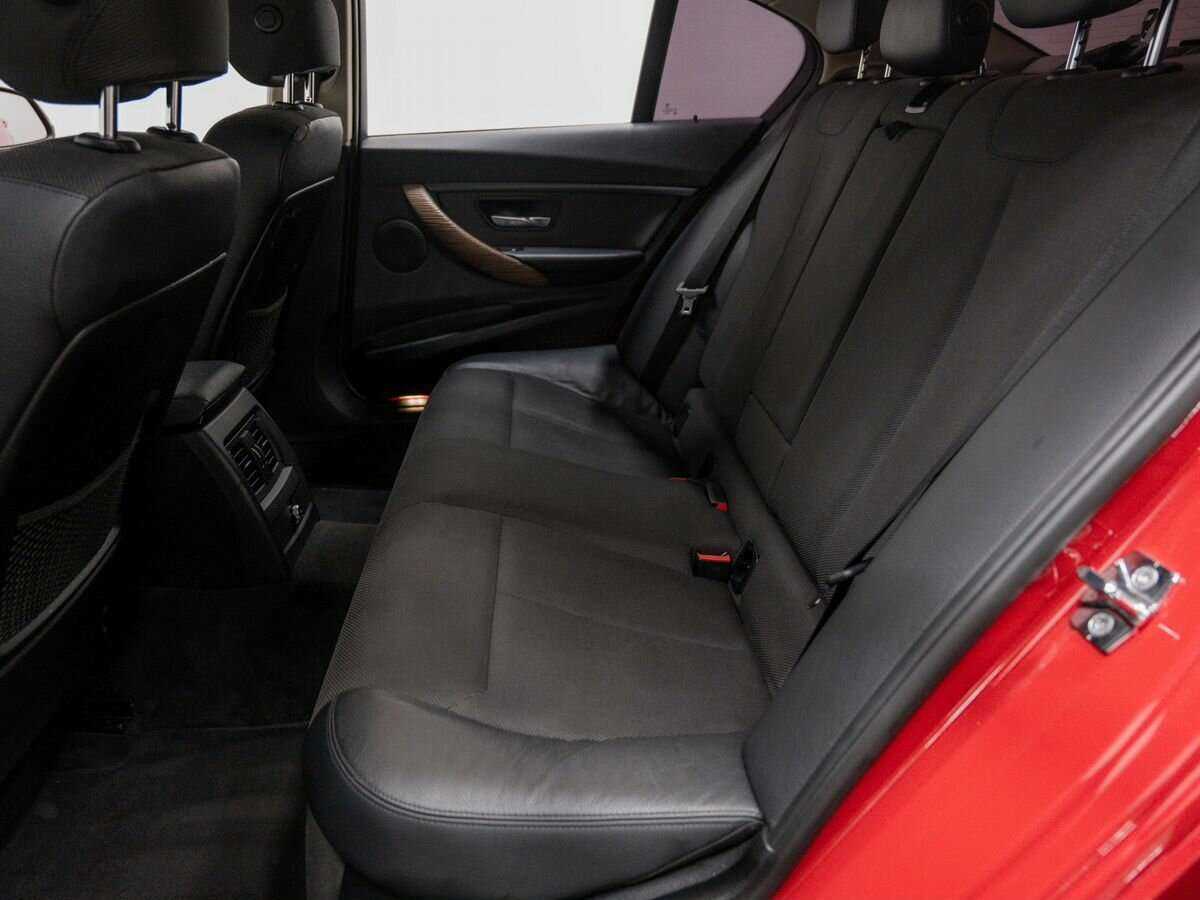 Купить BMW 3 серии с пробегом. Фото: #8