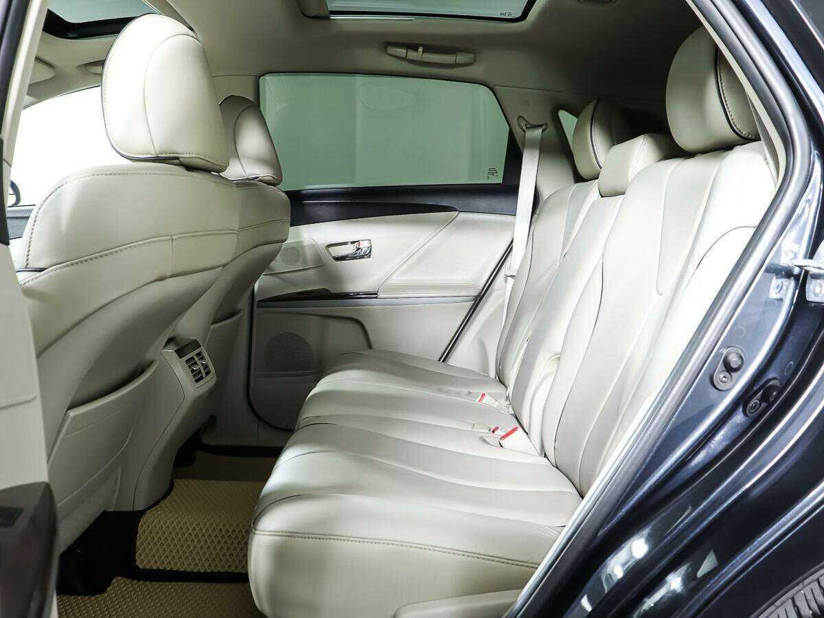 Купить Toyota Venza с пробегом. Фото: #9