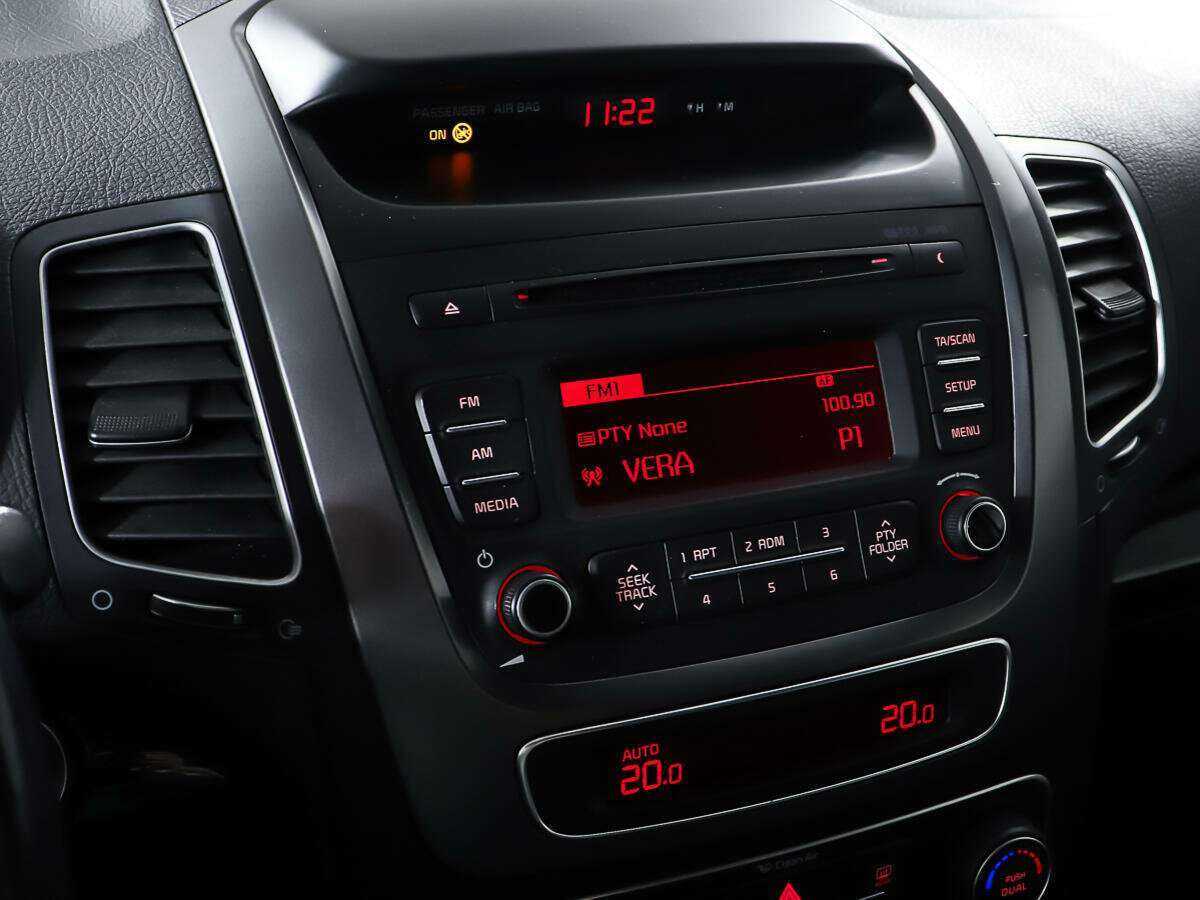 Купить Kia Sorento с пробегом. Фото: #16