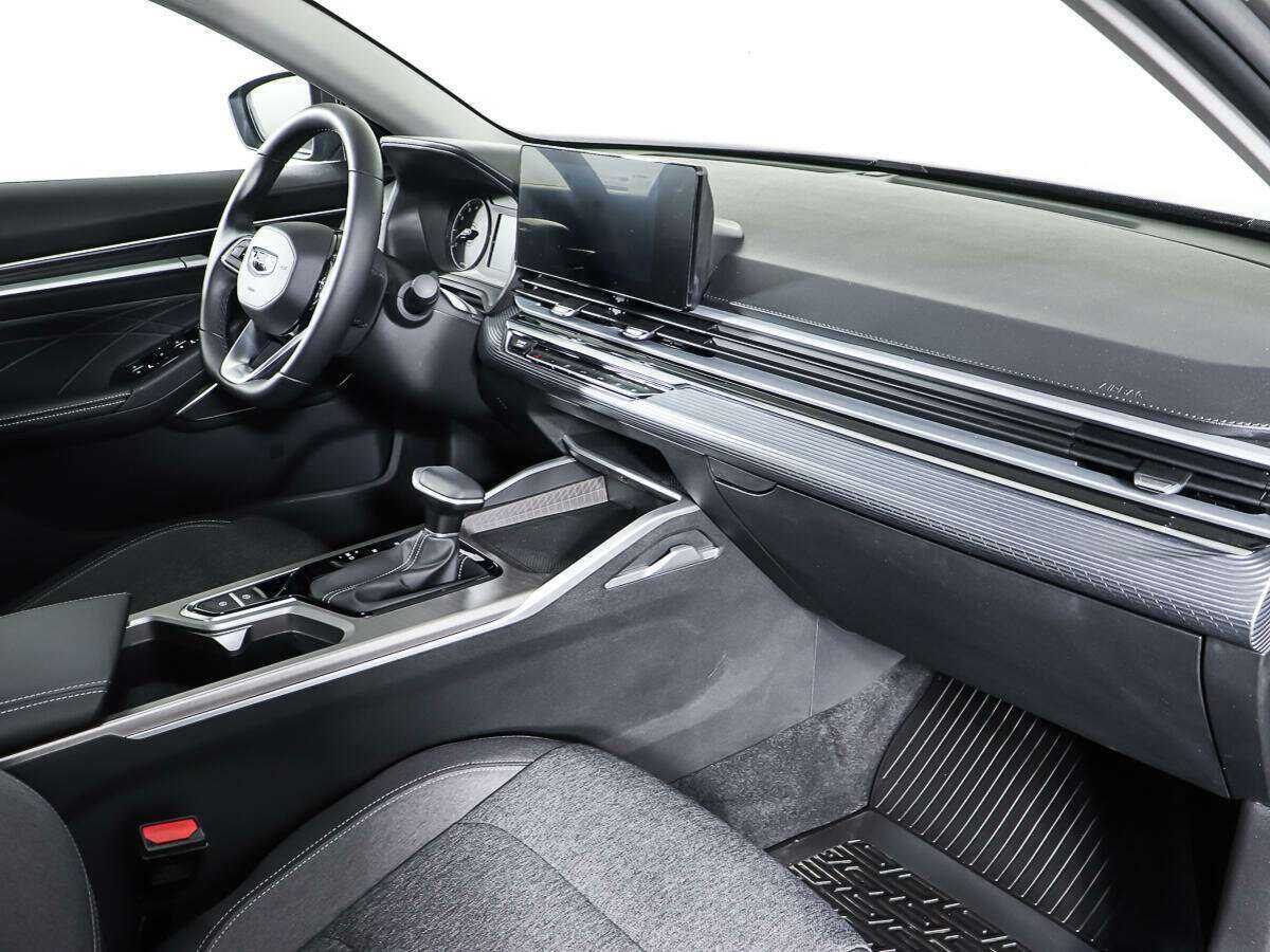 Купить Geely Emgrand с пробегом. Фото: #8