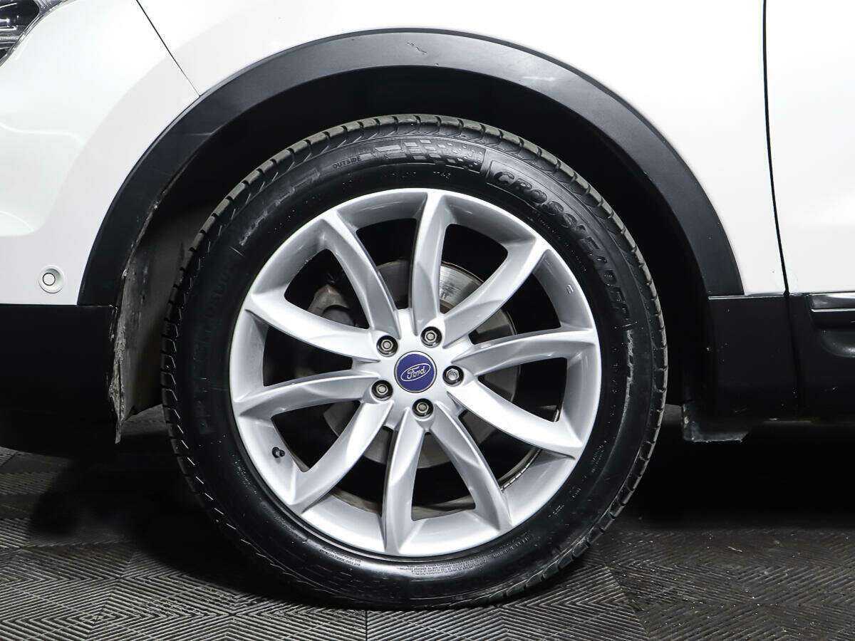 Купить Ford Explorer с пробегом. Фото: #30