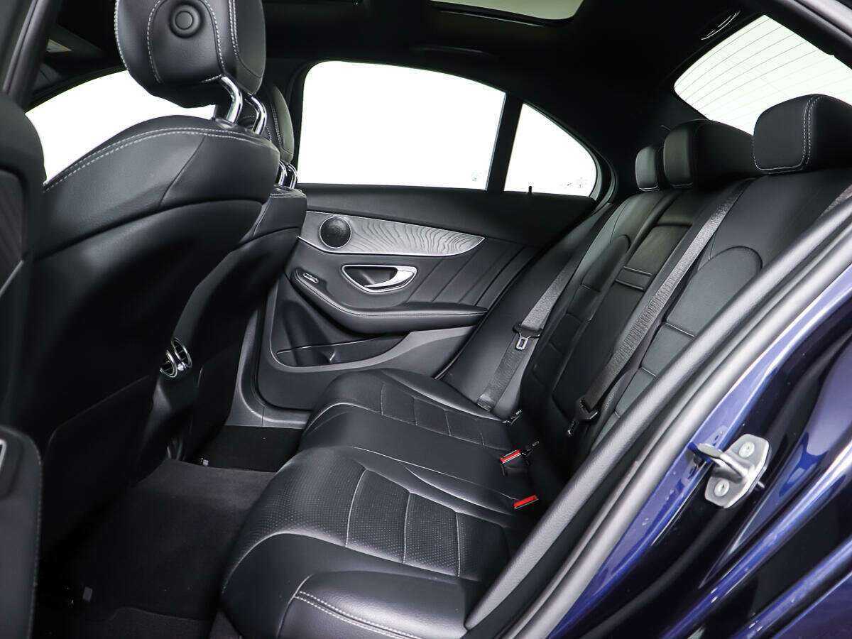 Купить Mercedes-Benz C-Класс с пробегом. Фото: #9