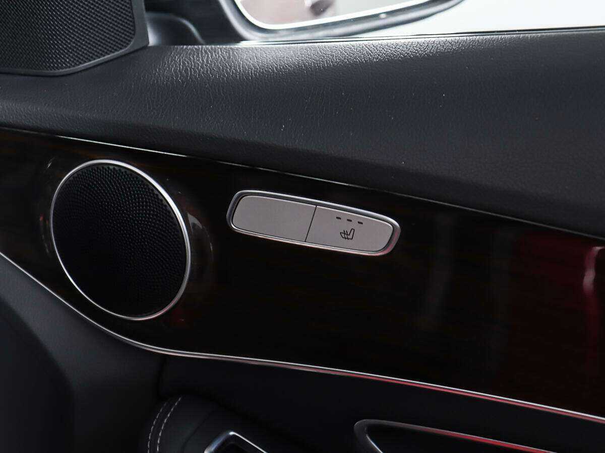 Купить Mercedes-Benz C-Класс с пробегом. Фото: #16